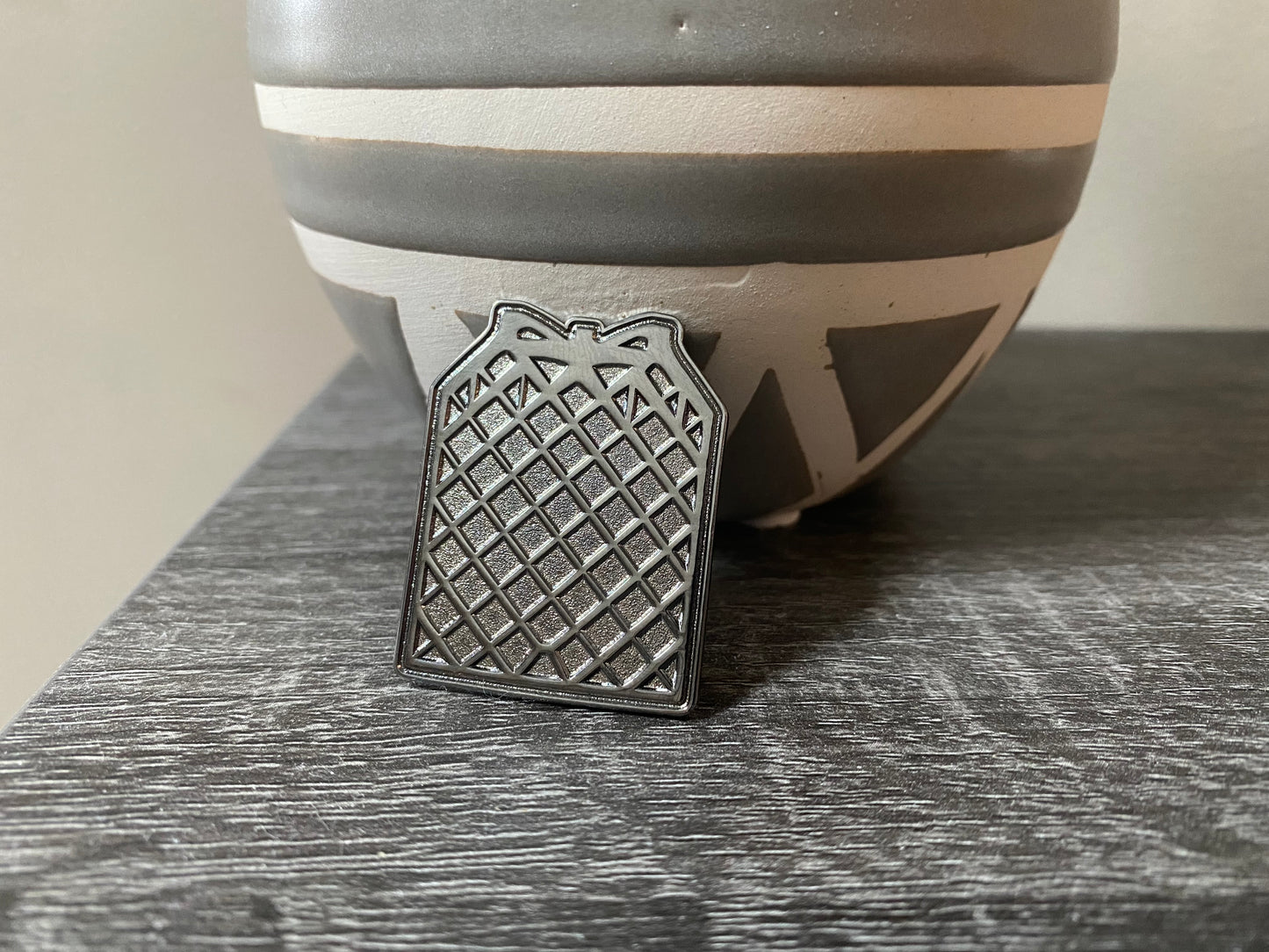 Grid Fin Hard Enamel Pin